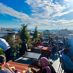 By Historia İstanbul